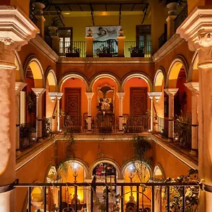 Casa Del Poeta Séville